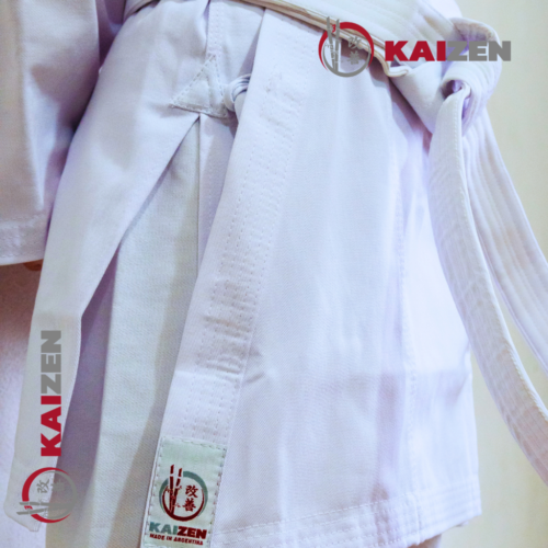 gi-liviano-9oz-adultos-ab614f37e36d67235517573538233506-1024-1024.png Karategi Keikogi Liviano
