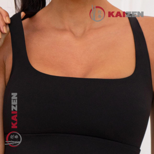 top-tiritas-negro-0d0f3ad85d02b919ea17678326724941-1024-1024.png Top deportivo con tiritas